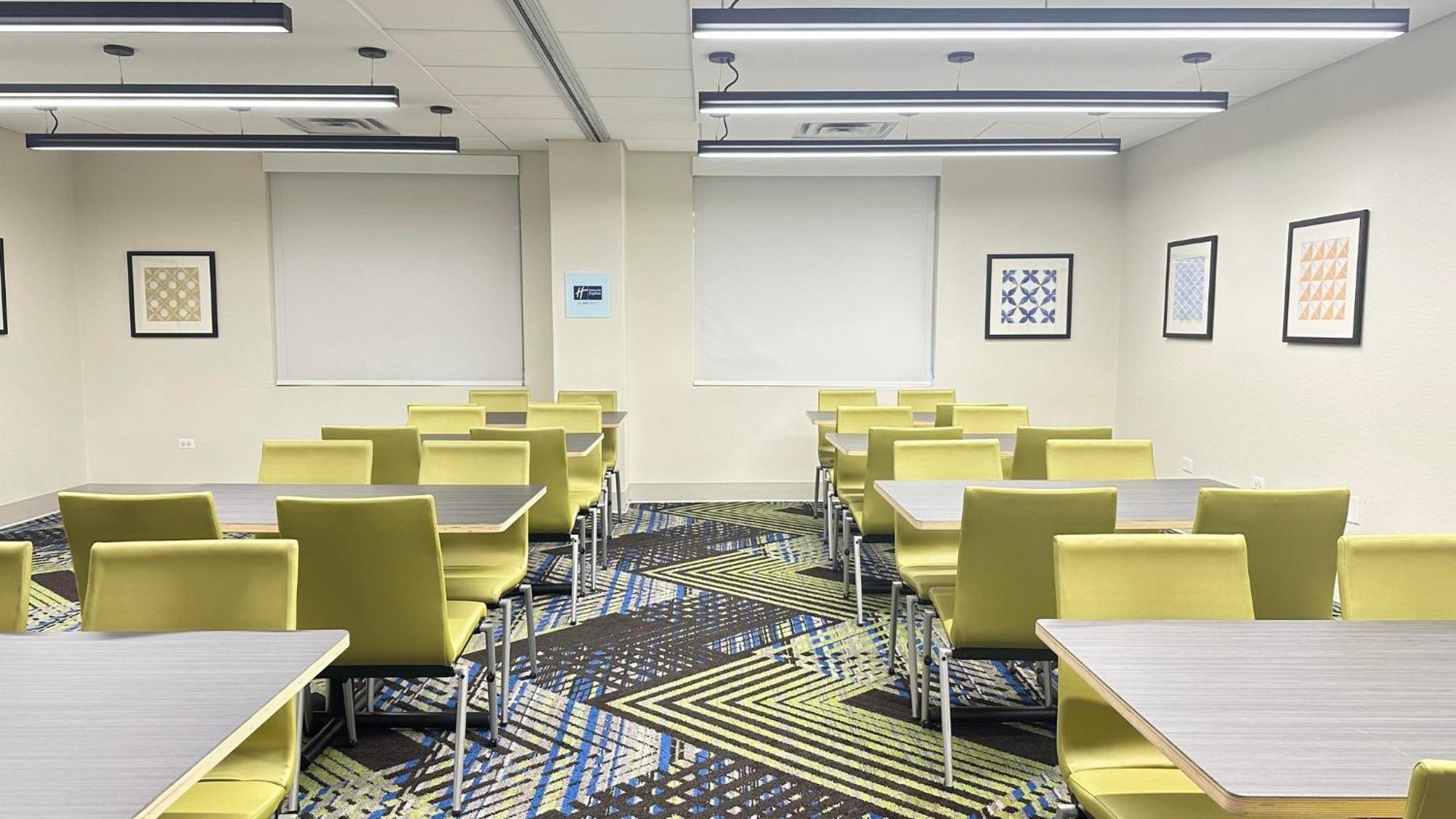 Holiday Inn Express & Suites - Prospect Heights By Ihg Экстерьер фото