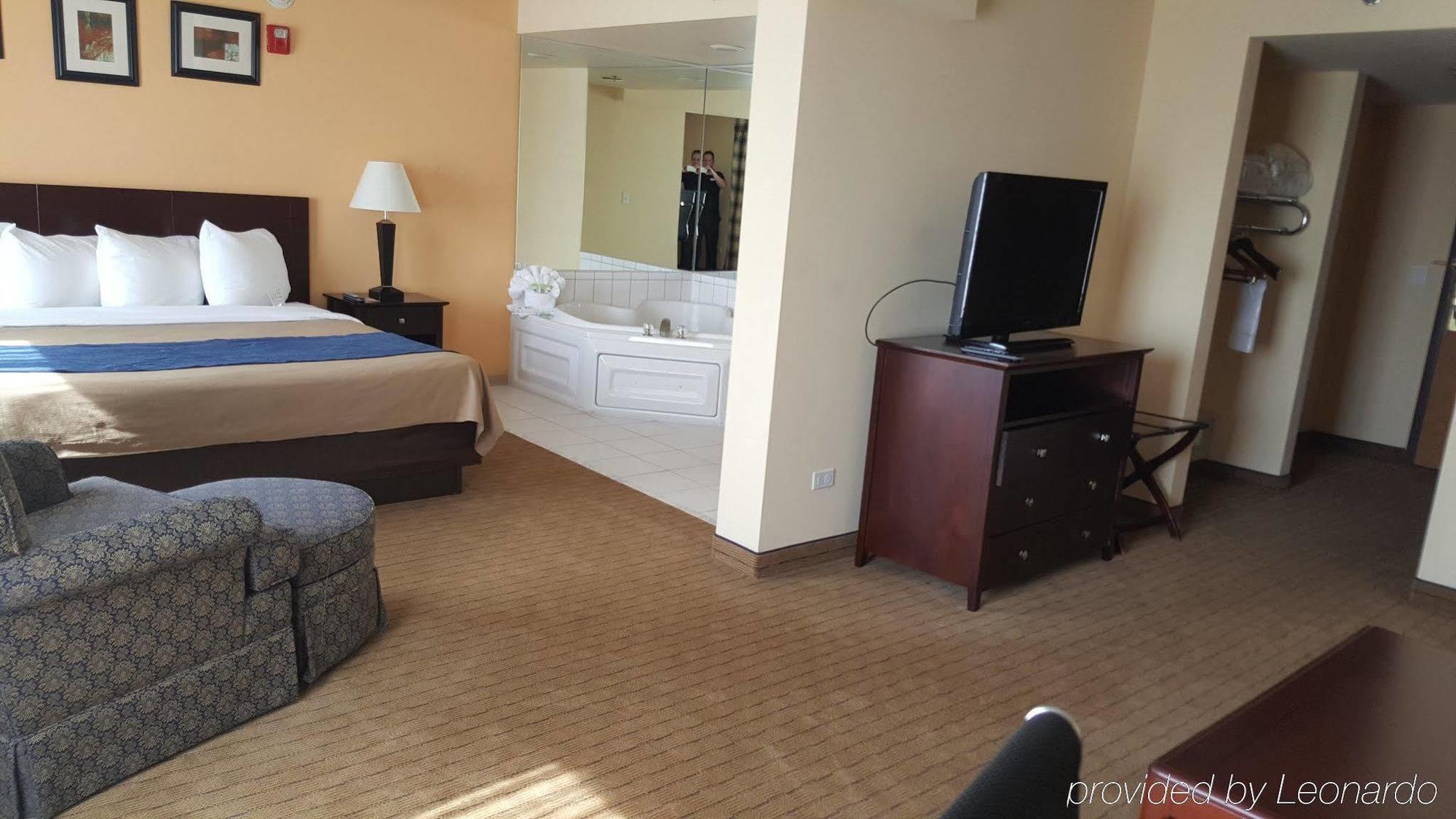 Holiday Inn Express & Suites - Prospect Heights By Ihg Экстерьер фото